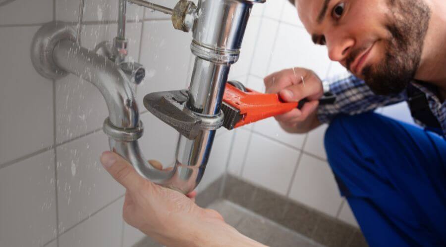 Professional clogged toilet repair services in Forest City, MO